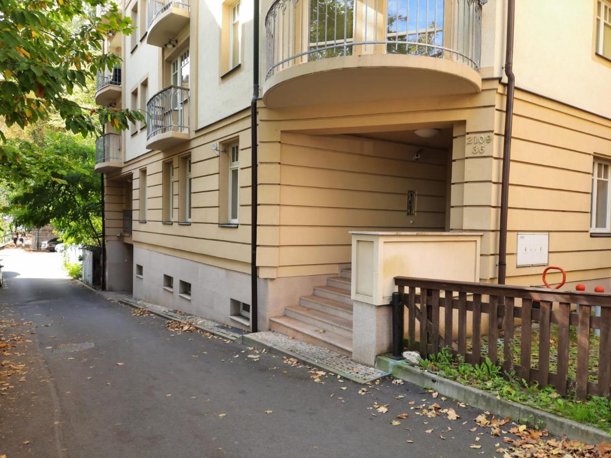 Apartman Nad Kolonadou Karlsbad Exteriör bild