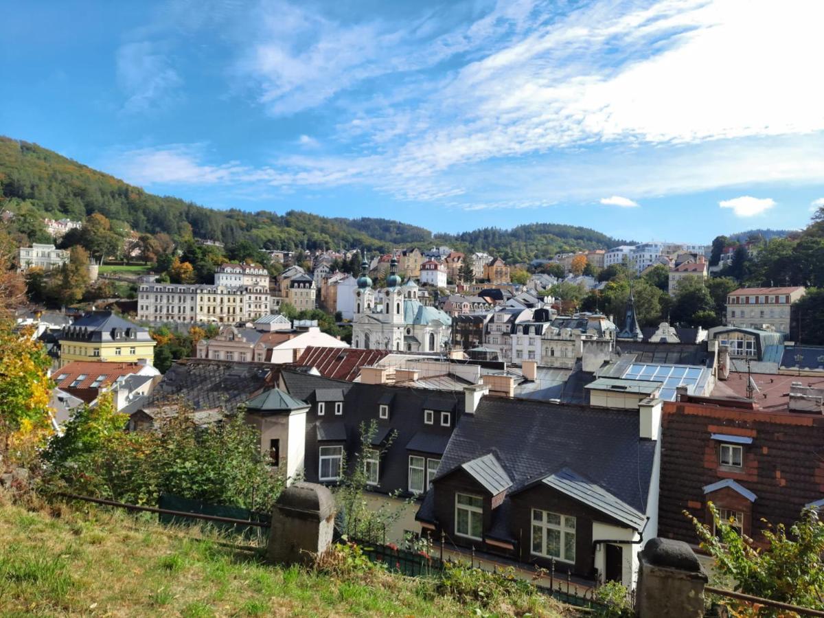 Apartman Nad Kolonadou Karlsbad Exteriör bild